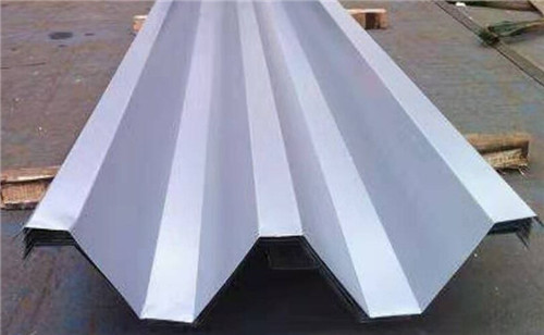 彩鋼（琉璃）瓦成型